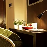 Oxford 4*