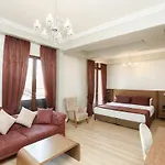 Oxford 4* 티라나