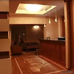 Oxford 티라나