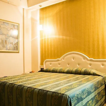 Oxford 4* 地拉那