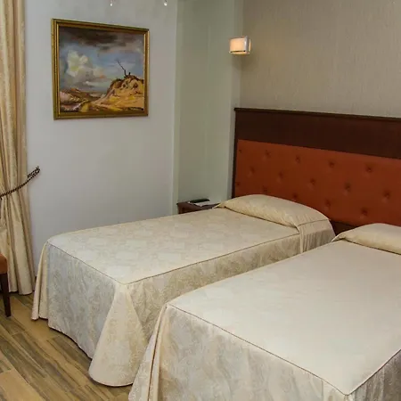Hotell Oxford Tirana
