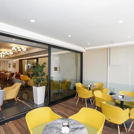 Oxford Hotel Tirana