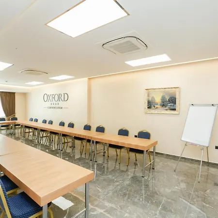 Oxford 酒店 地拉那