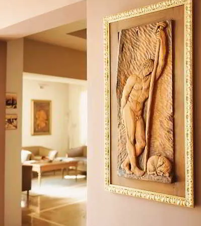 Oxford Hotel 4*